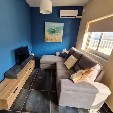 Comfy And Cosy. * St Paul's Bay