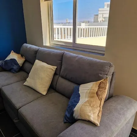 Comfy And Cosy. St Paul's Bay
