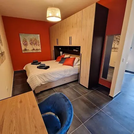 Апартаменты Comfy And Cosy. Сент-Полс-Бей